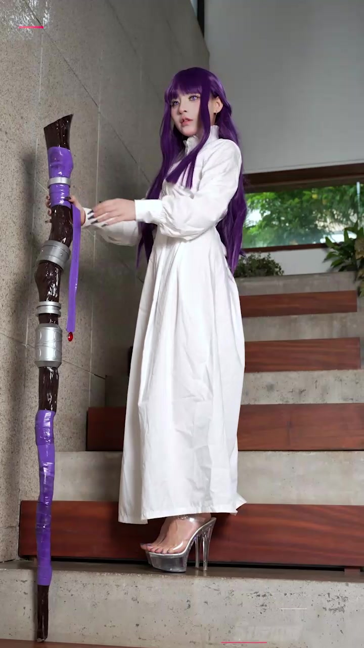 高颜值福利姬 虞姬yuumeilyn 完美身材cos菲伦 粉嫩大奶揉捏成团 完美侧颜口交爽翻天！
