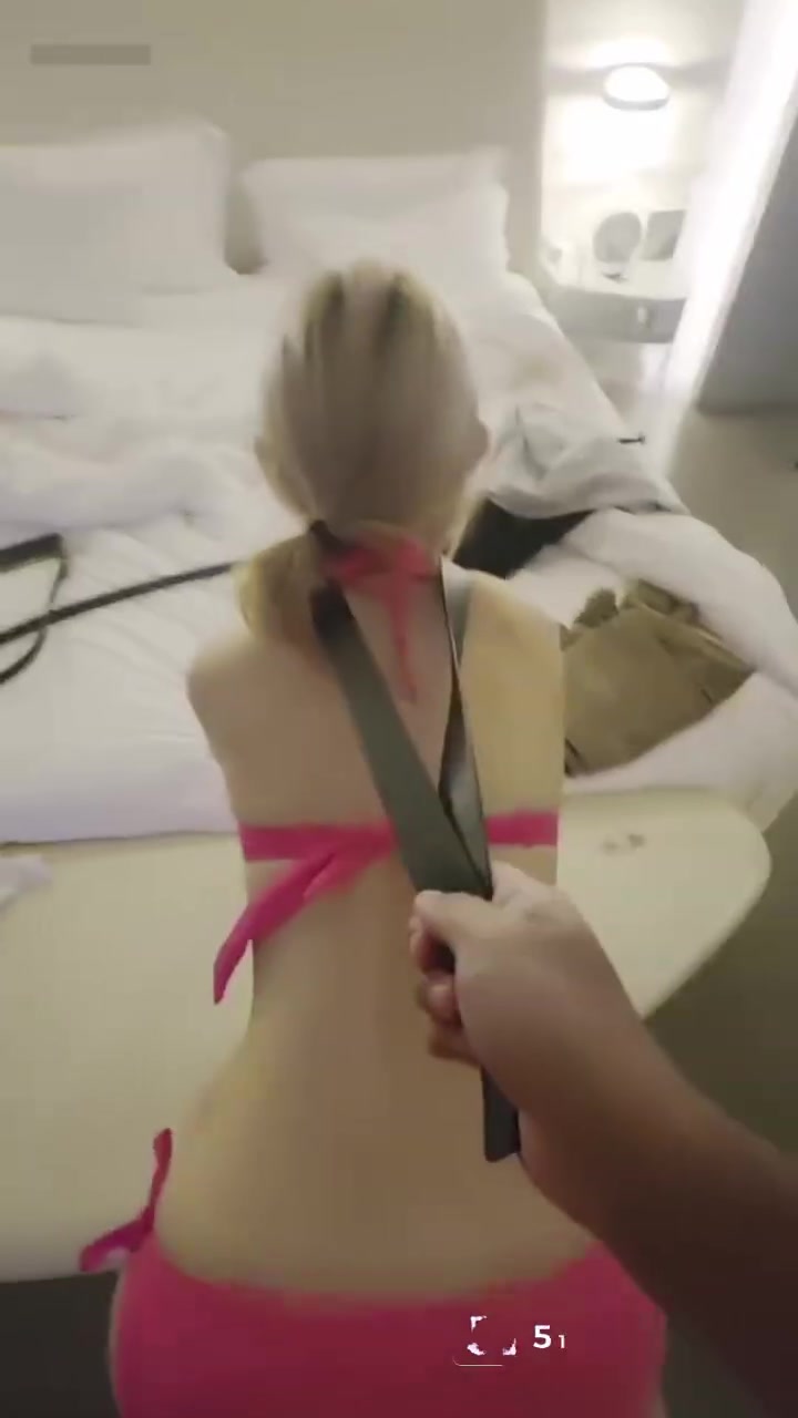 反差婊精神小妹 情侣私拍泄密 骚逼被大鸡巴操到高潮连连翻白眼 表情失控彻底放飞