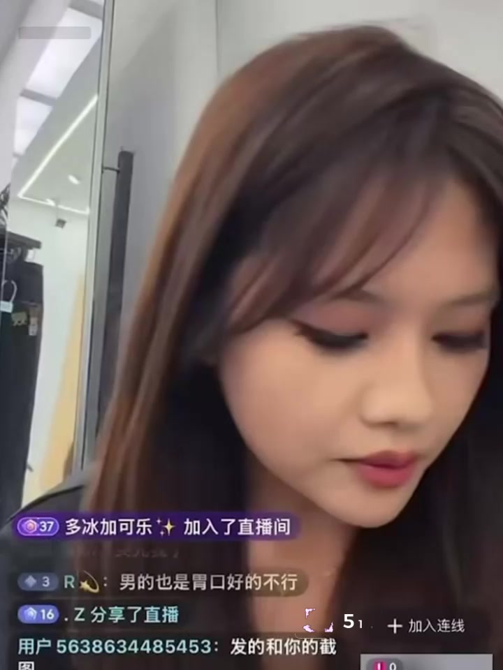 陕西榆林 杜龙龙 与妻子白雪婚内分居 伪装单身出轨多名女网红 小三上演互撕大戏！1