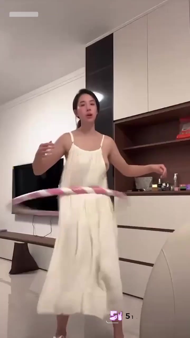每日大赛之【女主播闪现大赛】第二期5